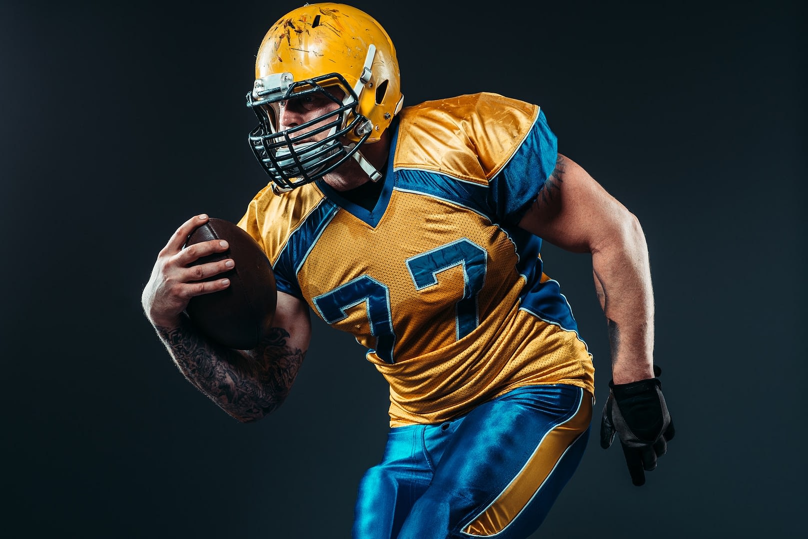 american football offensive player nfl