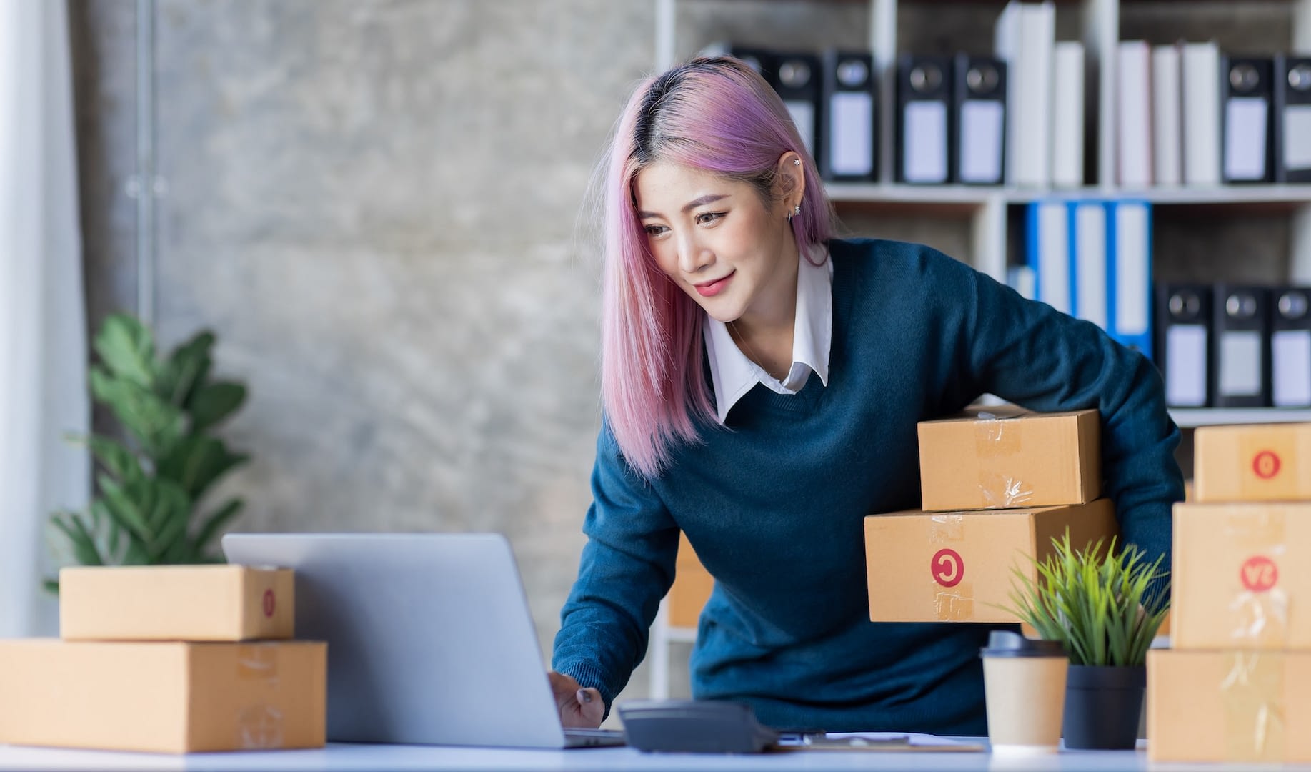 sme entrepreneur small business entrepreneurs online selling ideas happy young asian business owner