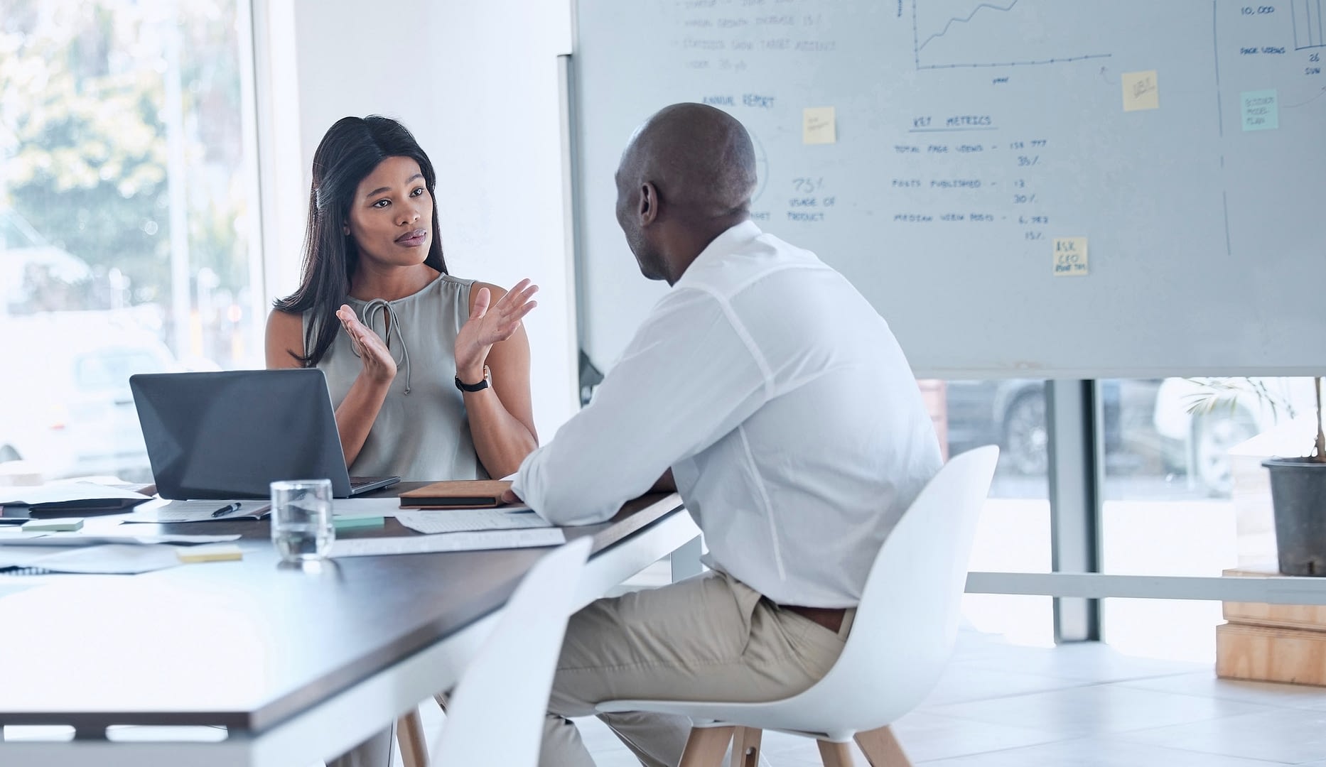 coaching collaboration and mentor with business people consulting for planning goals and training